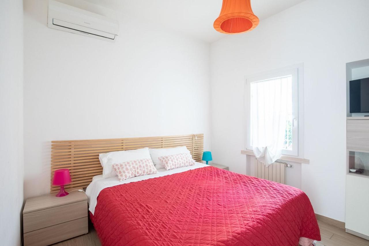 Appartement Bilocale Con Giardino A 200mt Dal Mare - Homeunity *
